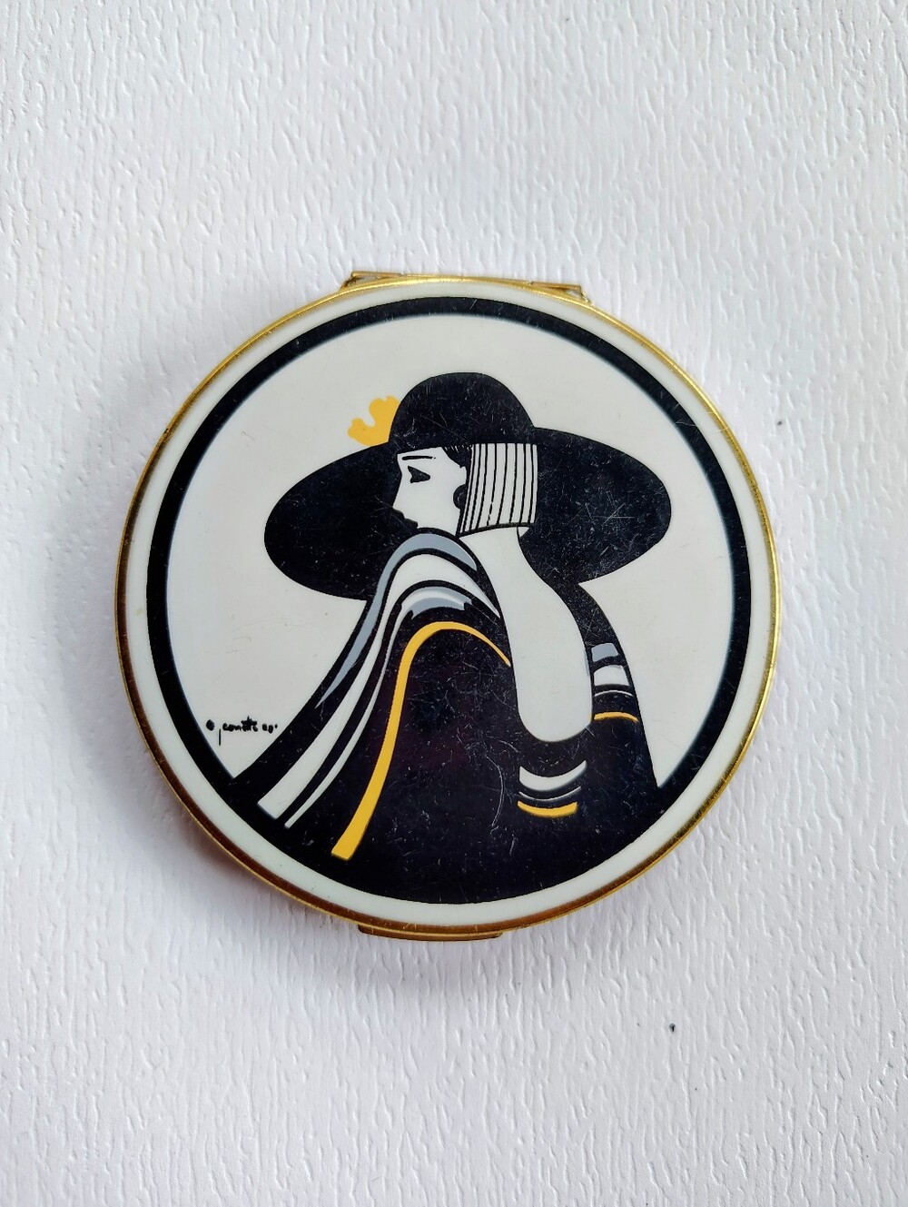 Vintage Stratton Powder Compact Mirror Made in England Art Deco Lady Vanity Gold